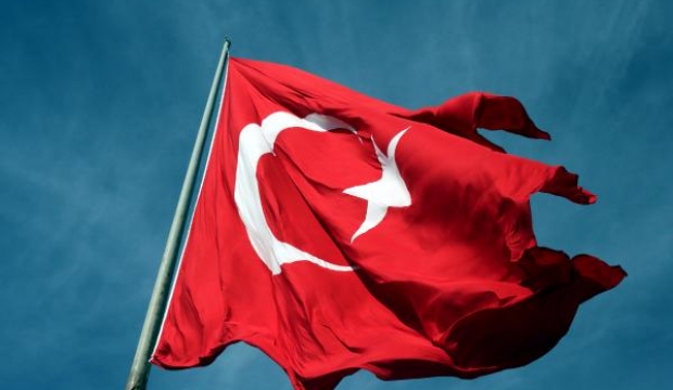 Türkiye’nin en büyük bayrağı, Samsun’da dalgalanıyor