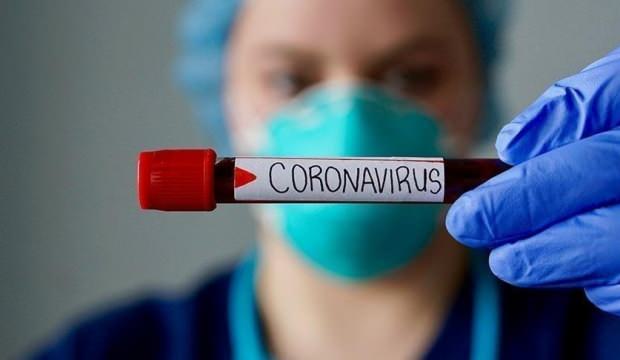 Bilim insanından koronavirüs itirafı: Tamamen yok etmek imkansız