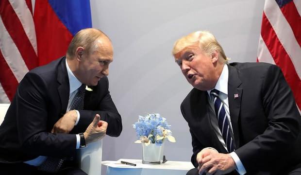 Trump ve Putin arasında önemli görüşme