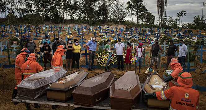 Brezilya, 24 saatte bin 262 korona sonucu ölümle rekor kırdı