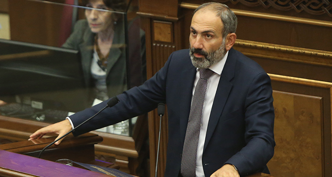 Ermenistan Başbakanı ve ailesinde korona virüs tespit edildi