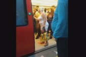 Ankara metrosunda vatandaşlar arasında maske tartışması
