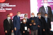 Erdoğan: Elazığ’da 8 bin ailemizi evlerine kavuşturmuş oluyoruz
