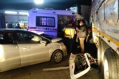 Hasta taşıyan ambulans tırla çarpıştı: 2’si ağır 8 yaralı