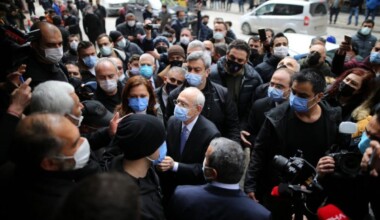 Bursa’da Kemal Kılıçdaroğlu’na tepki: Muhtar bile olamayacaksınız