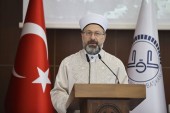 Diyanet Başkanı Ali Erbaş’tan İslamofobi açıklaması!